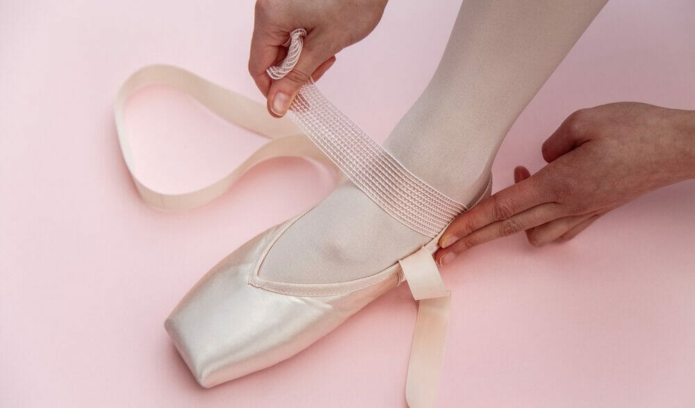How to sew pointe shoes for beginners